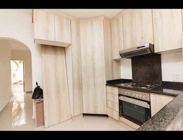 2 BEDROOM HOUSE RENTED IN MONTFORD